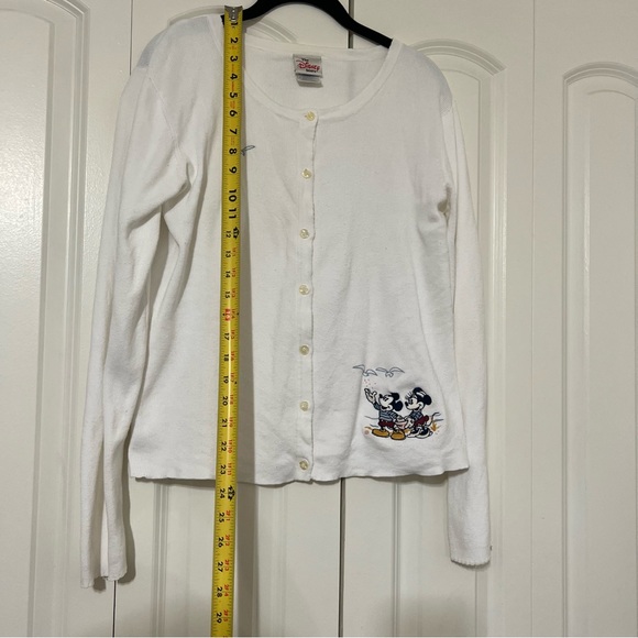 Disney Vintage Button Down Sweater M from WDW Beach Club Mickey & Minnie - Picture 5 of 10
